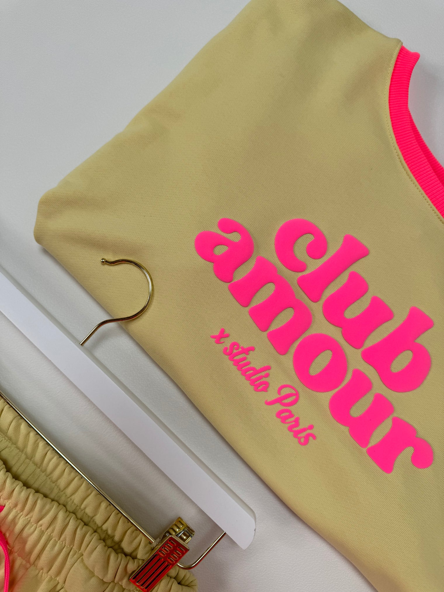 Statement Shirt buttermilk lemon/hot pink CLUB AMOUR