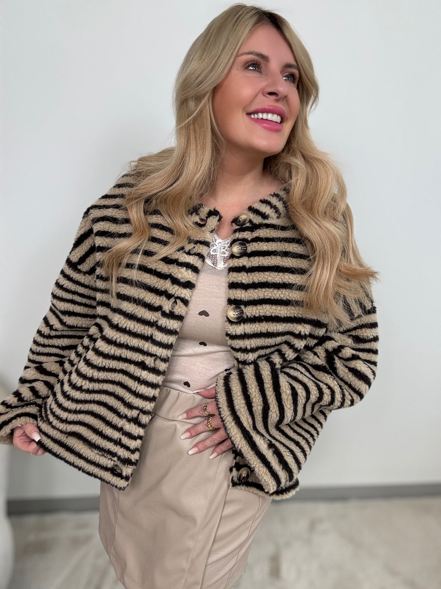 Teddyjacke beige COZY SMALL STRIPES dark chocolate