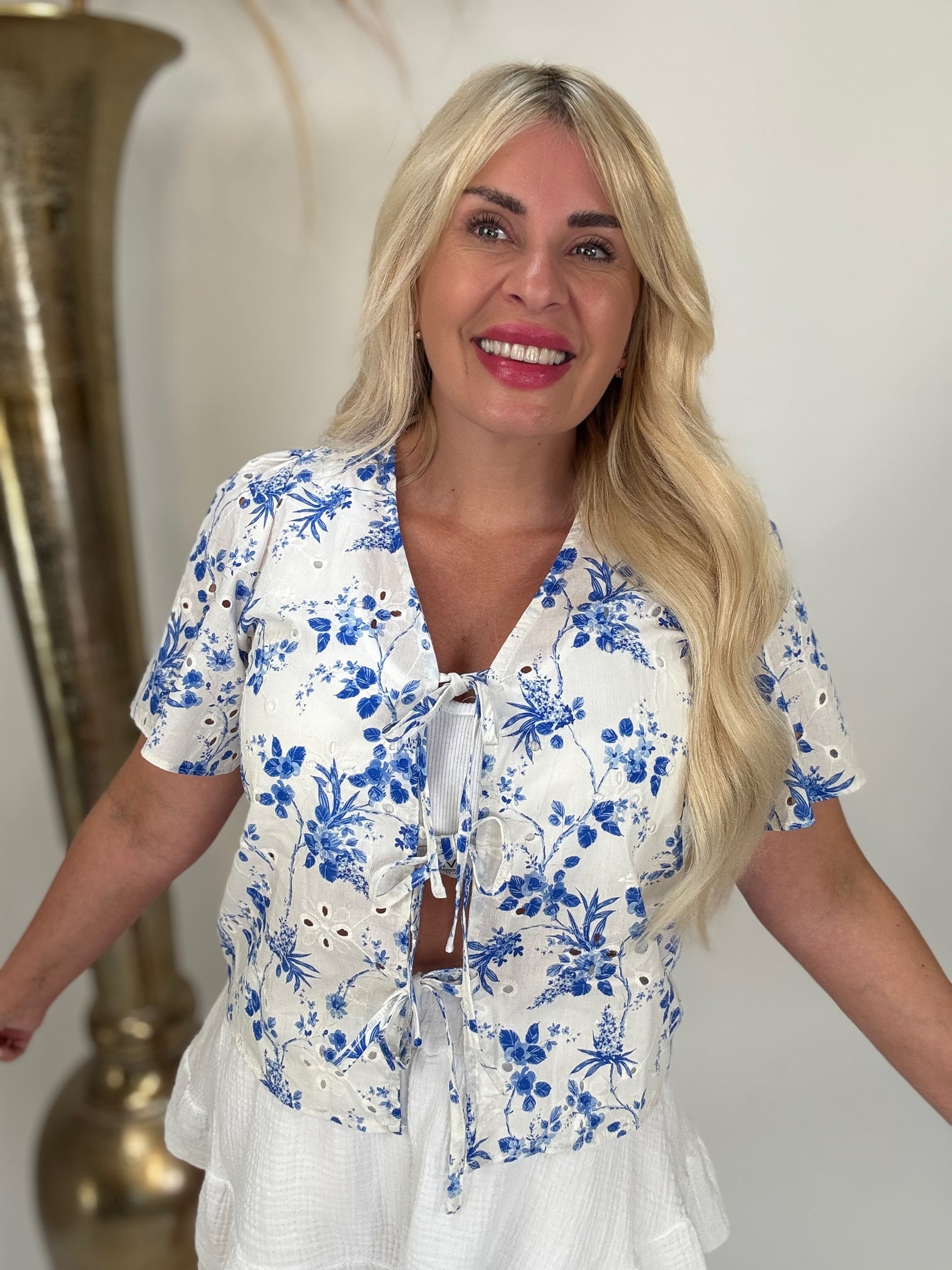 Bluse kurzarm SANTORINI Lochspitze zum binden