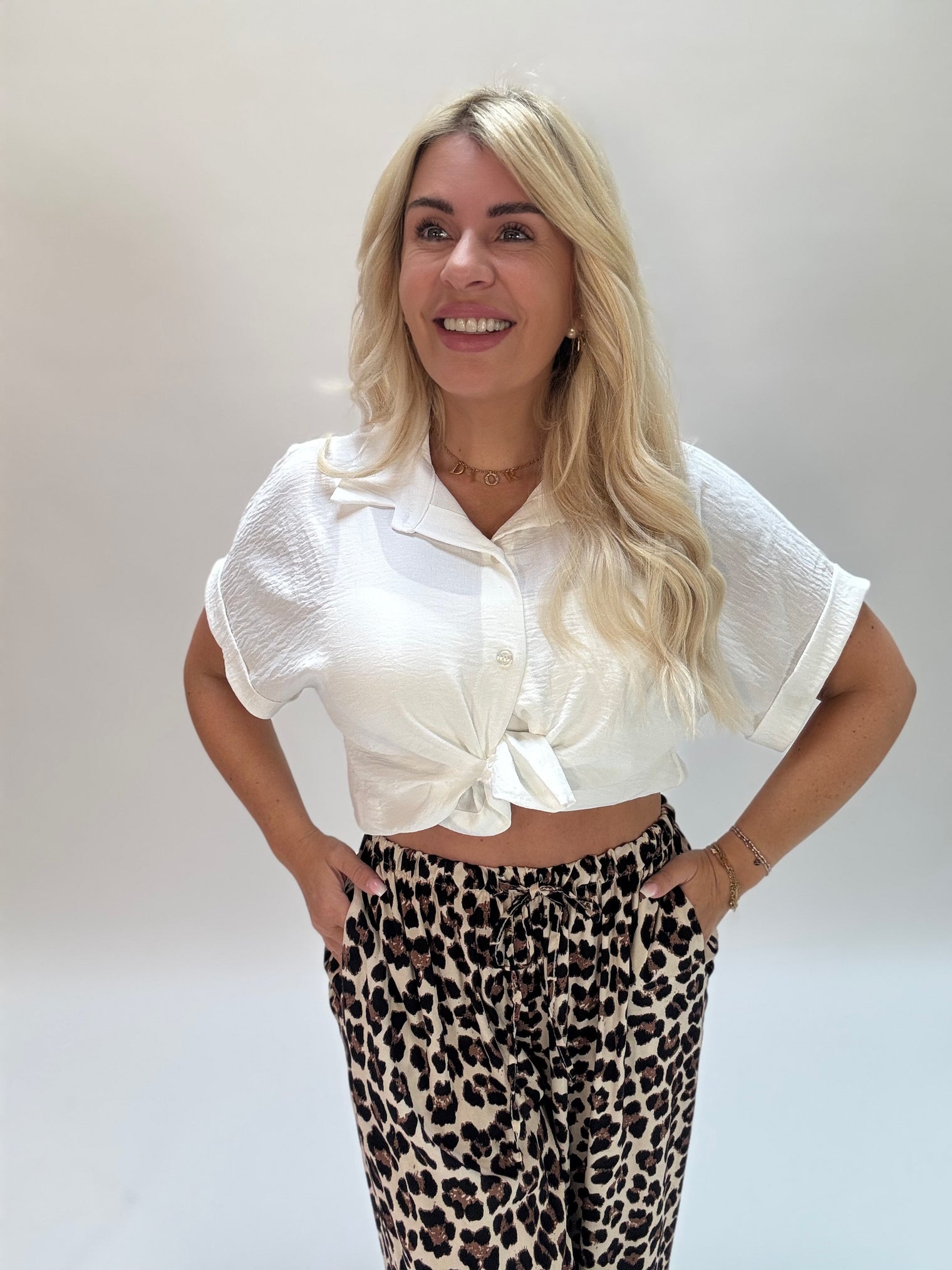 Bluse kurzarm WHITE zum knoten