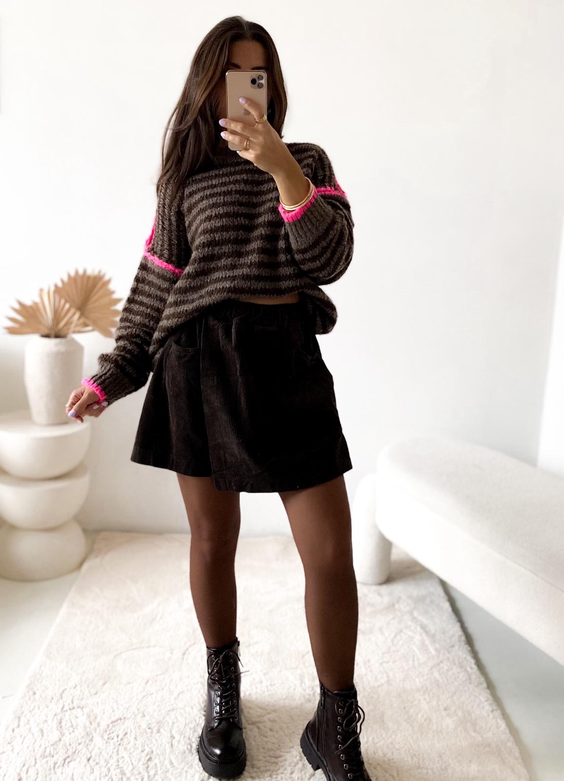 Kuschelweicher Strickpullover LITTLE STRIPES ChocolatexPink