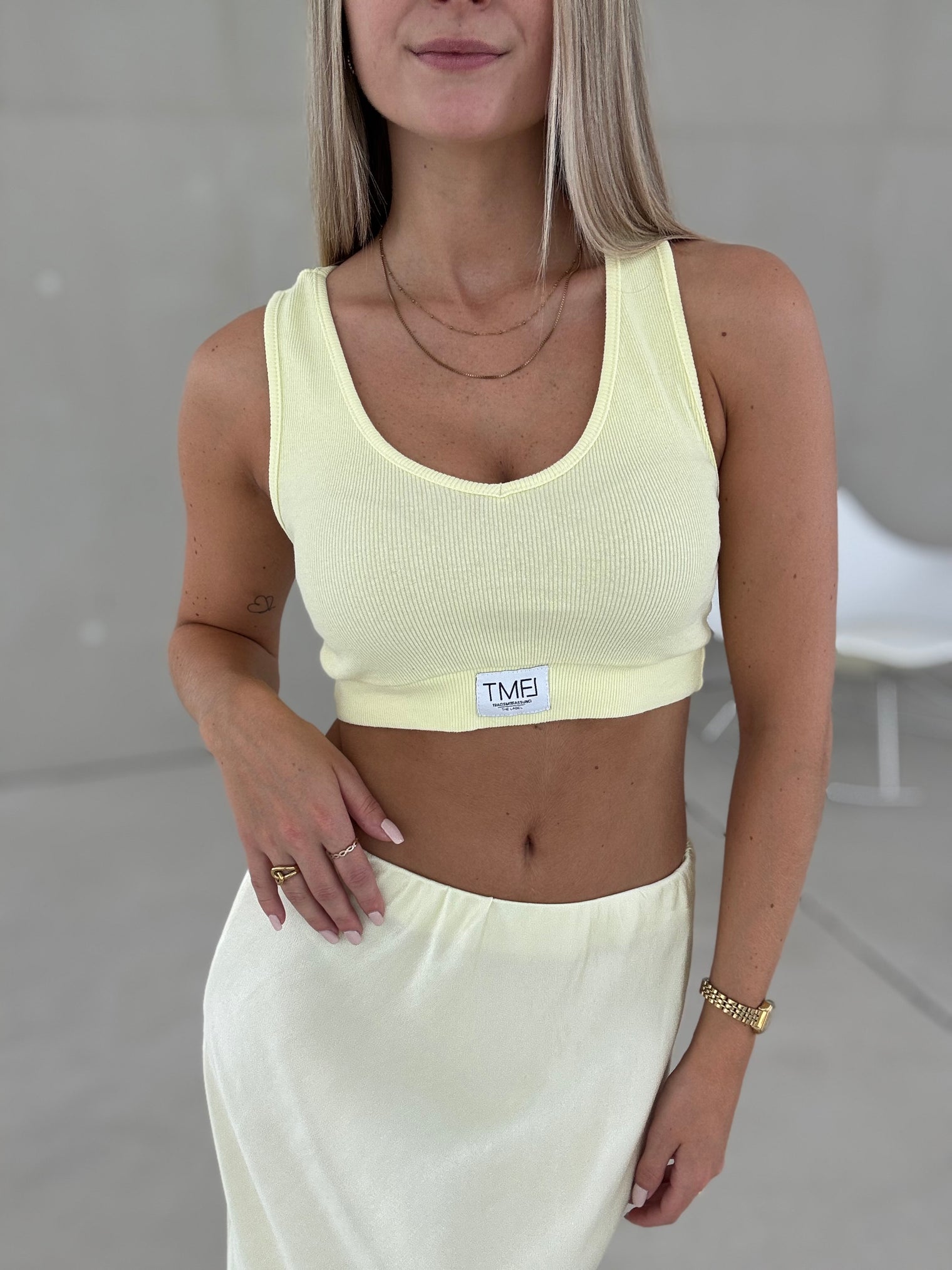 SIGNATURE BRALETTE