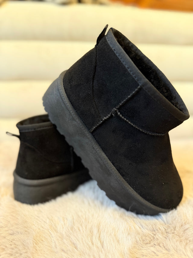 Boots COZY BLACK