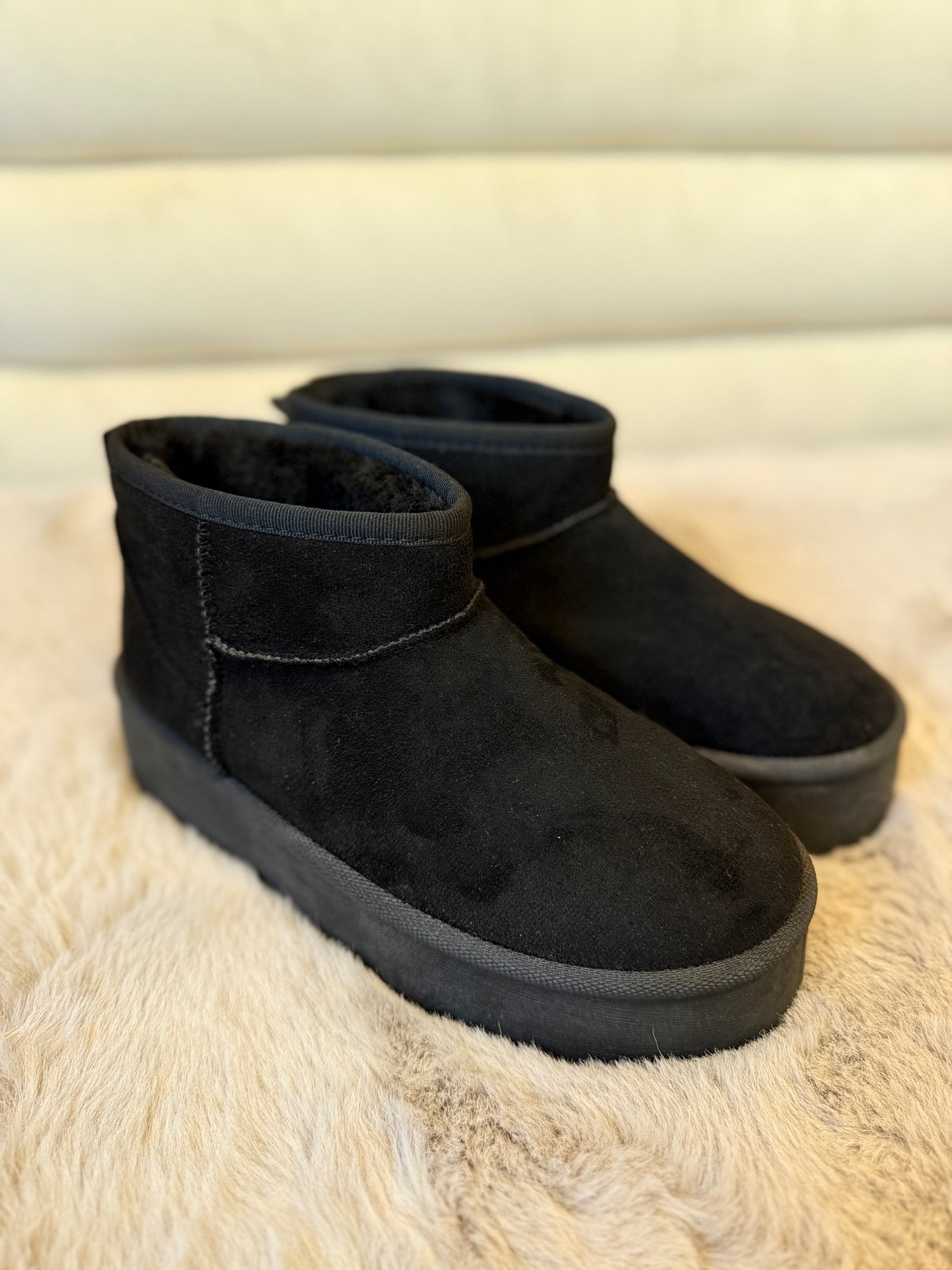 Boots COZY BLACK