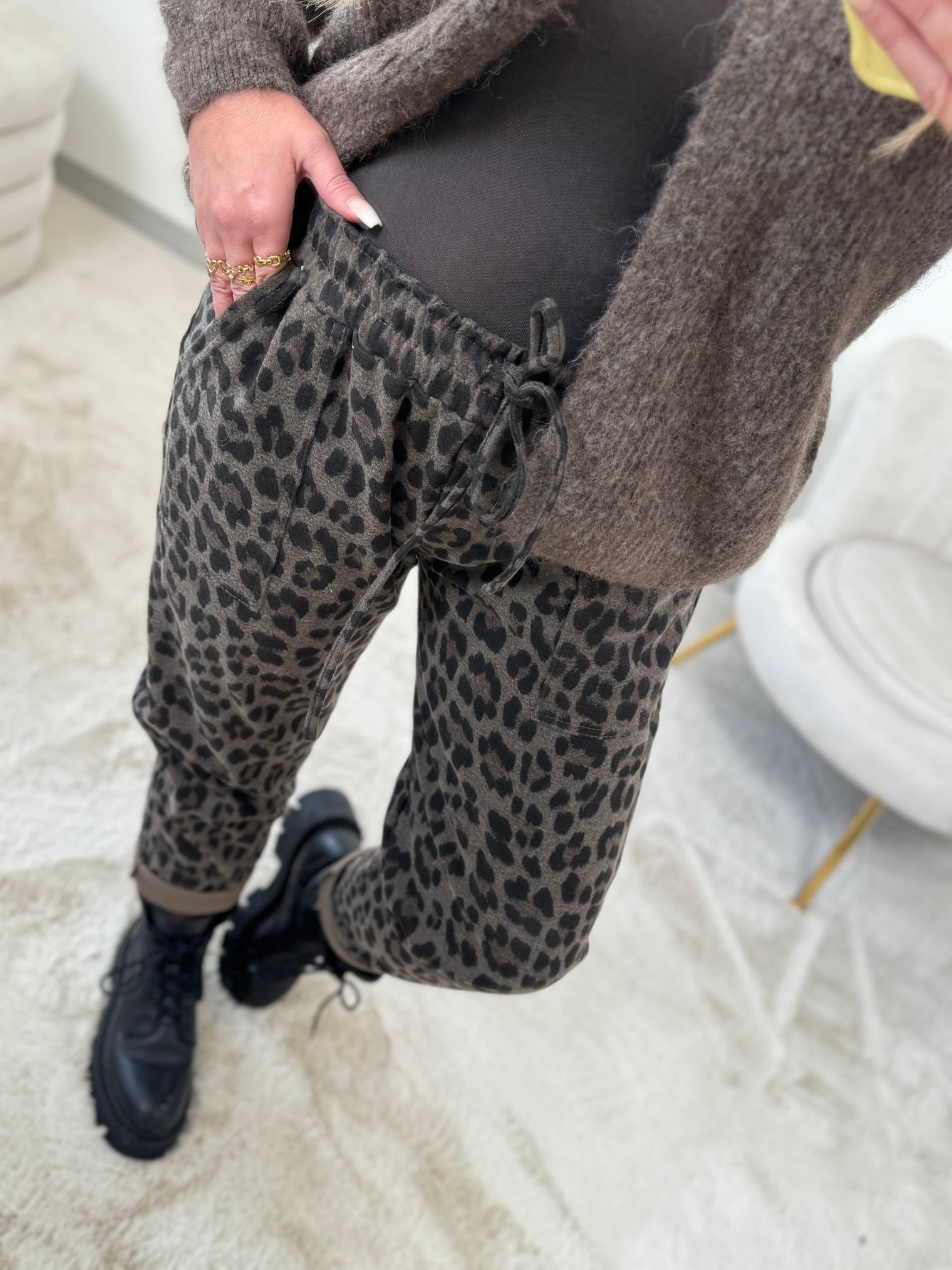 Hose LEO Taupe Vibes