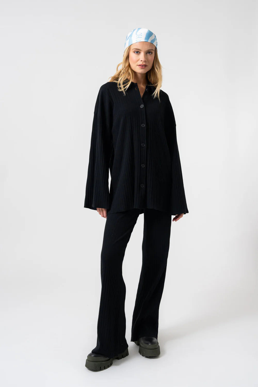 OH APRIL Lyle Flared Pants black