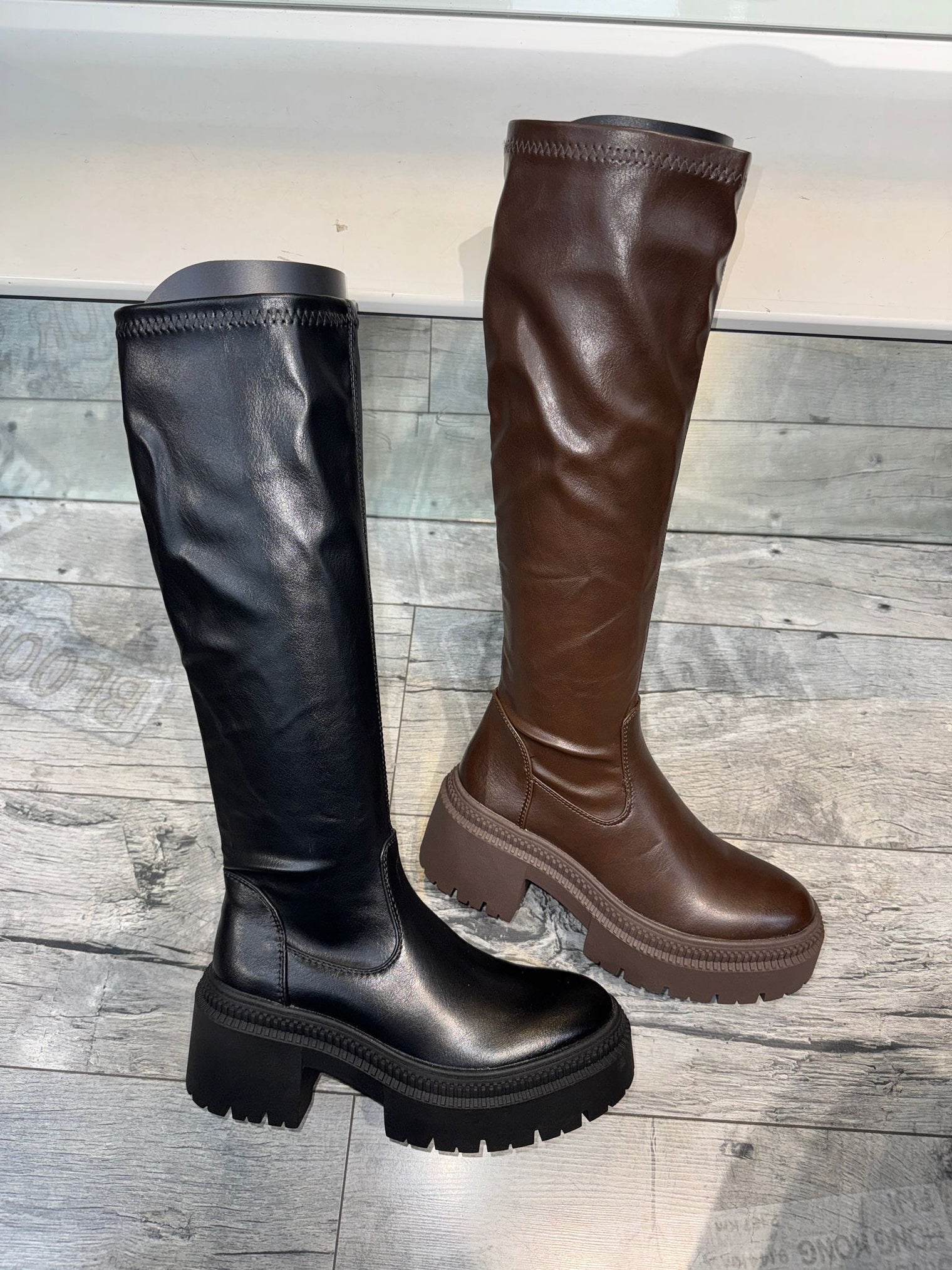 Chunky Plateau Boots ELEVATE