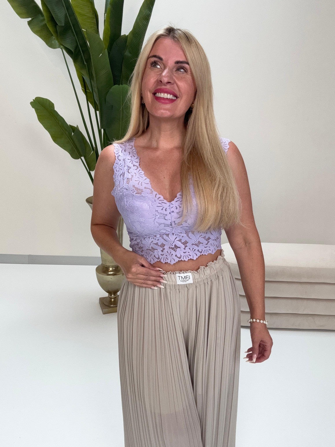 Top mit Spitze LACE LOVE flieder