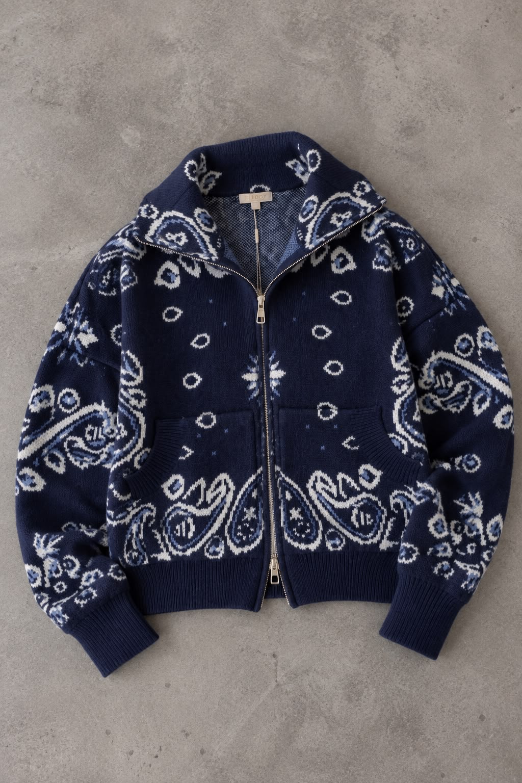 Zipper Strickjacke mit angesagtem Paisleymuster navy