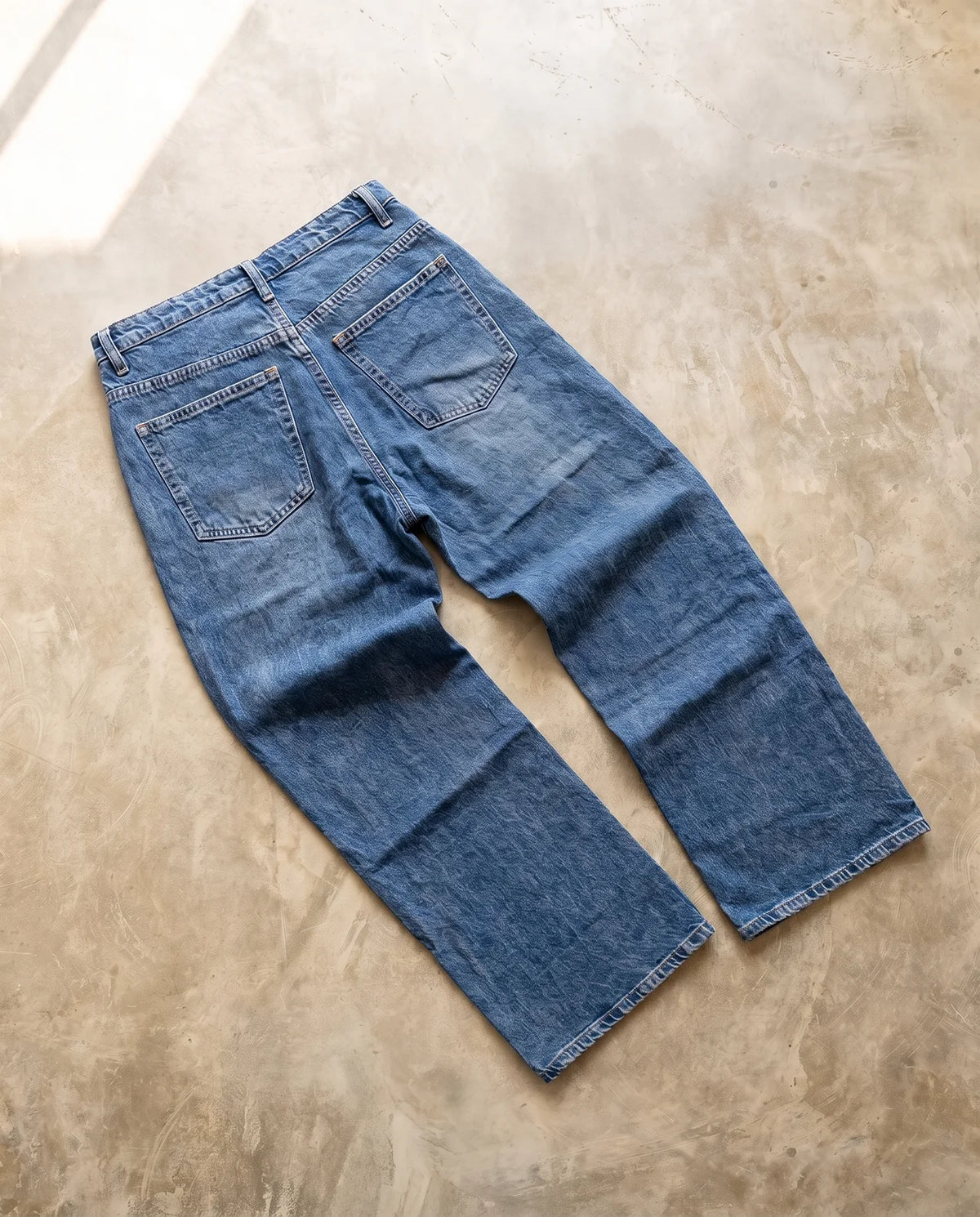 Stretch Straight Jeans mit versetztem Bund blue denim