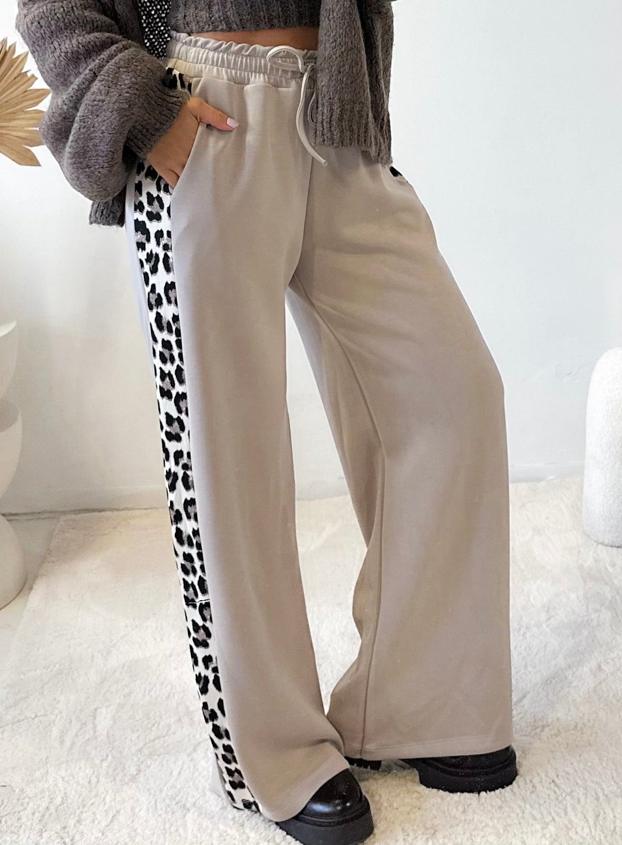 Hose Leo LOVE Taupe beige