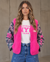 Teddy Weste mit Druckknöpfen & Patch BE THE REASON FOR SMILES TODAY pink