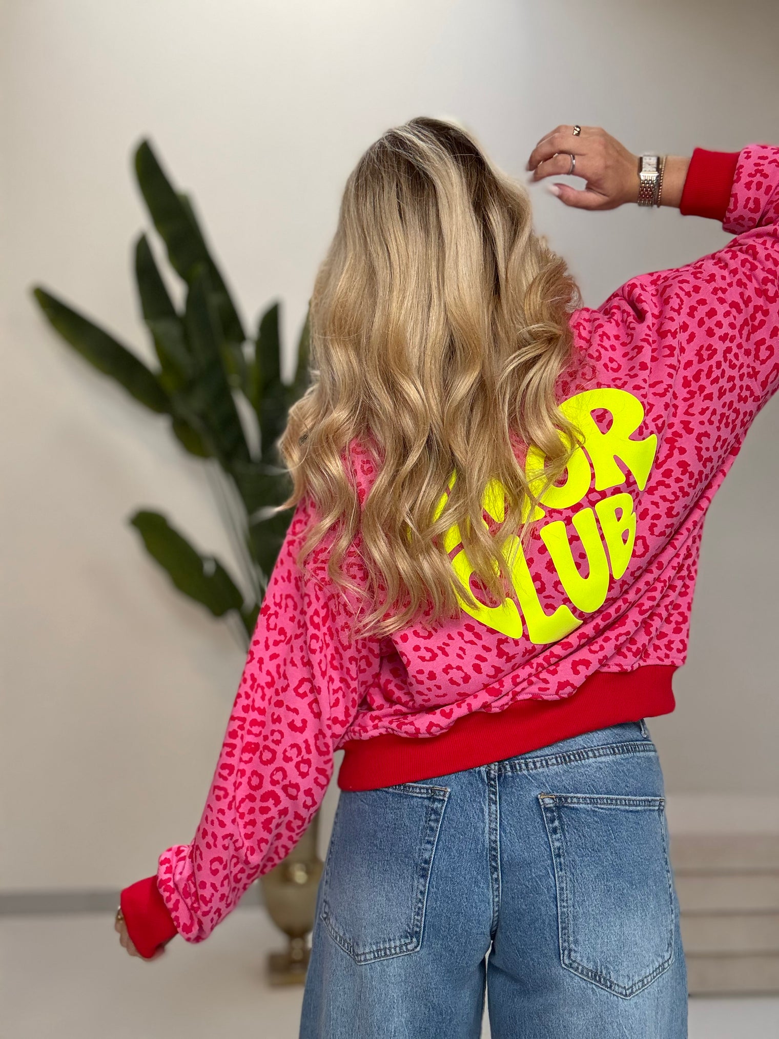 Sweater mit Rückenprint AMOR CLUB rot leo