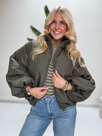 Jacke PUFFY POWER mit Reißverschluss grün