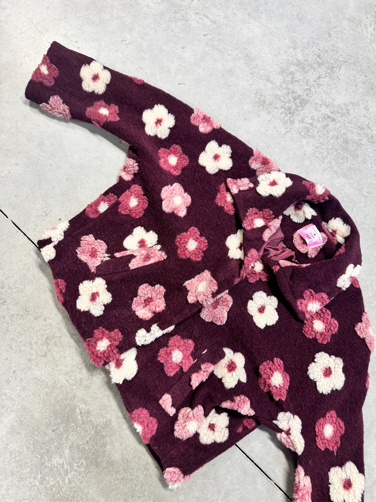 Jacke FLEUR DE LUXE mit 3D-Blütenapplikation burgundy