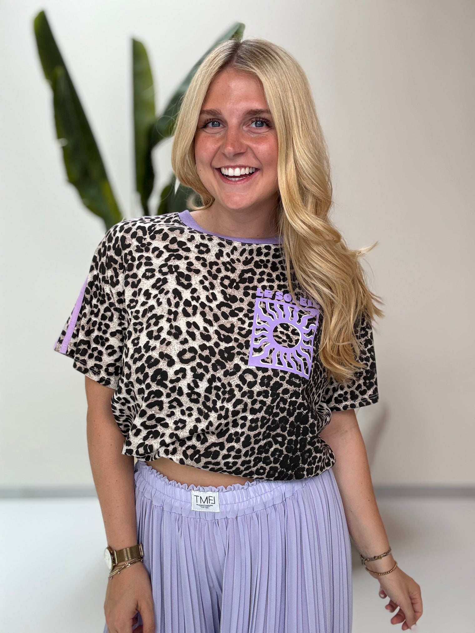 Statement Shirt leo LE SOLEIL FLIEDER mit seitlichen Streifen