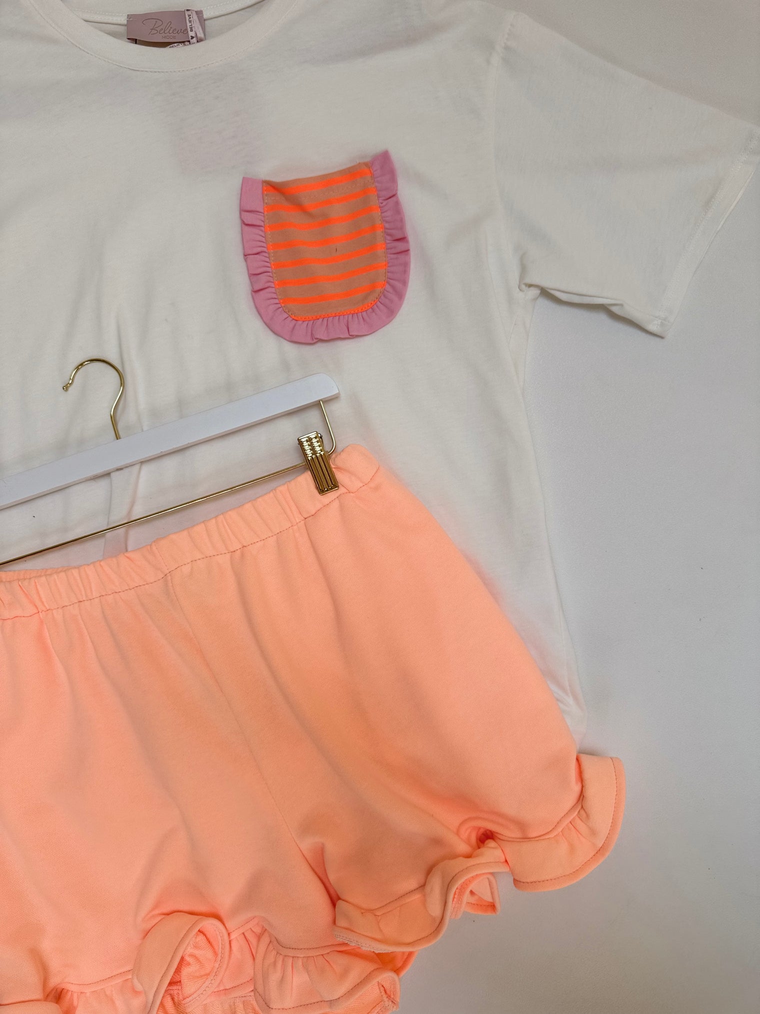 Sommer Shorts mit Volants KISS MY VOLANTS soft peach