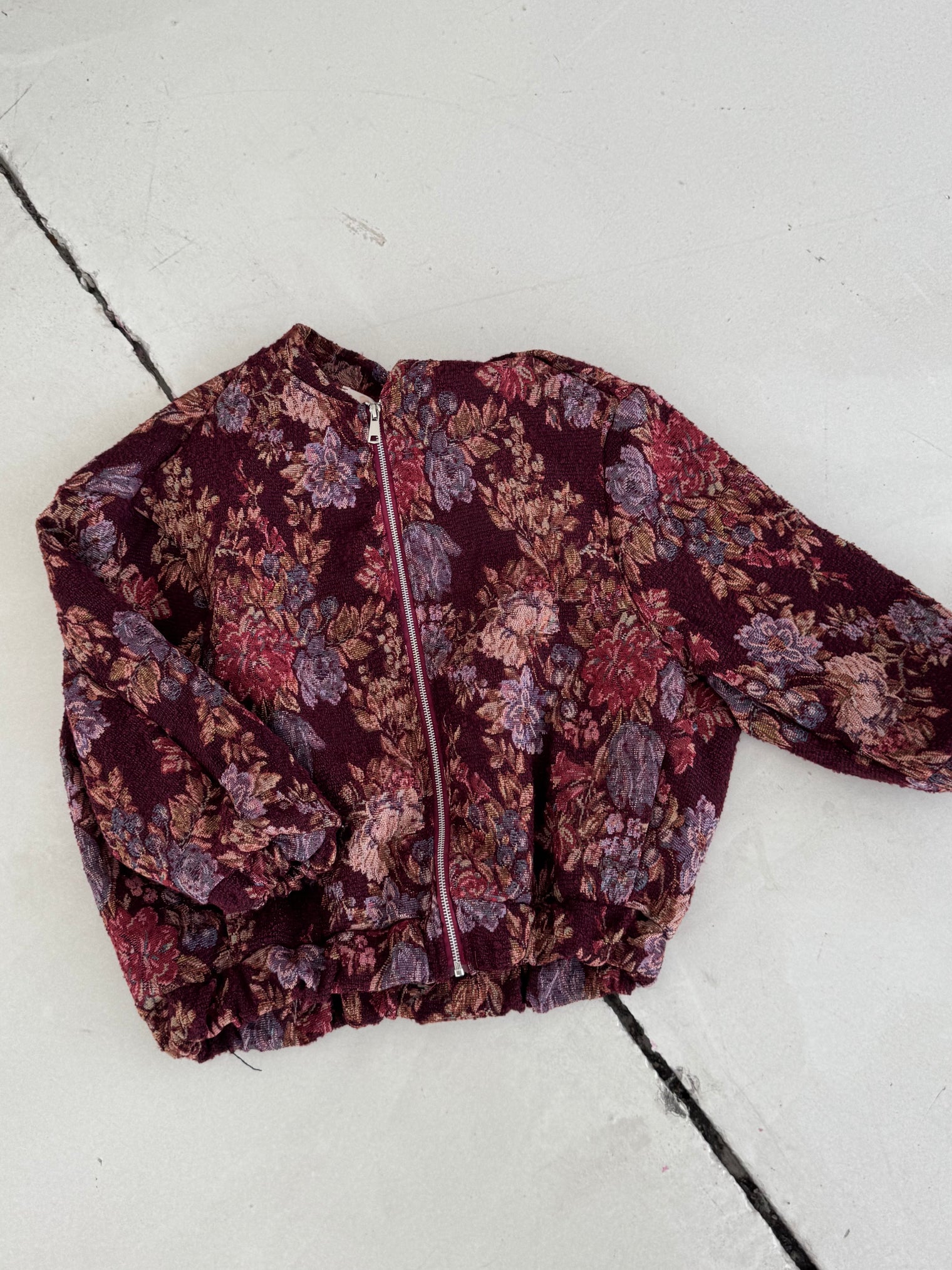 Bomberjacke ROMANTIC FLOWER GARDEN burgundy