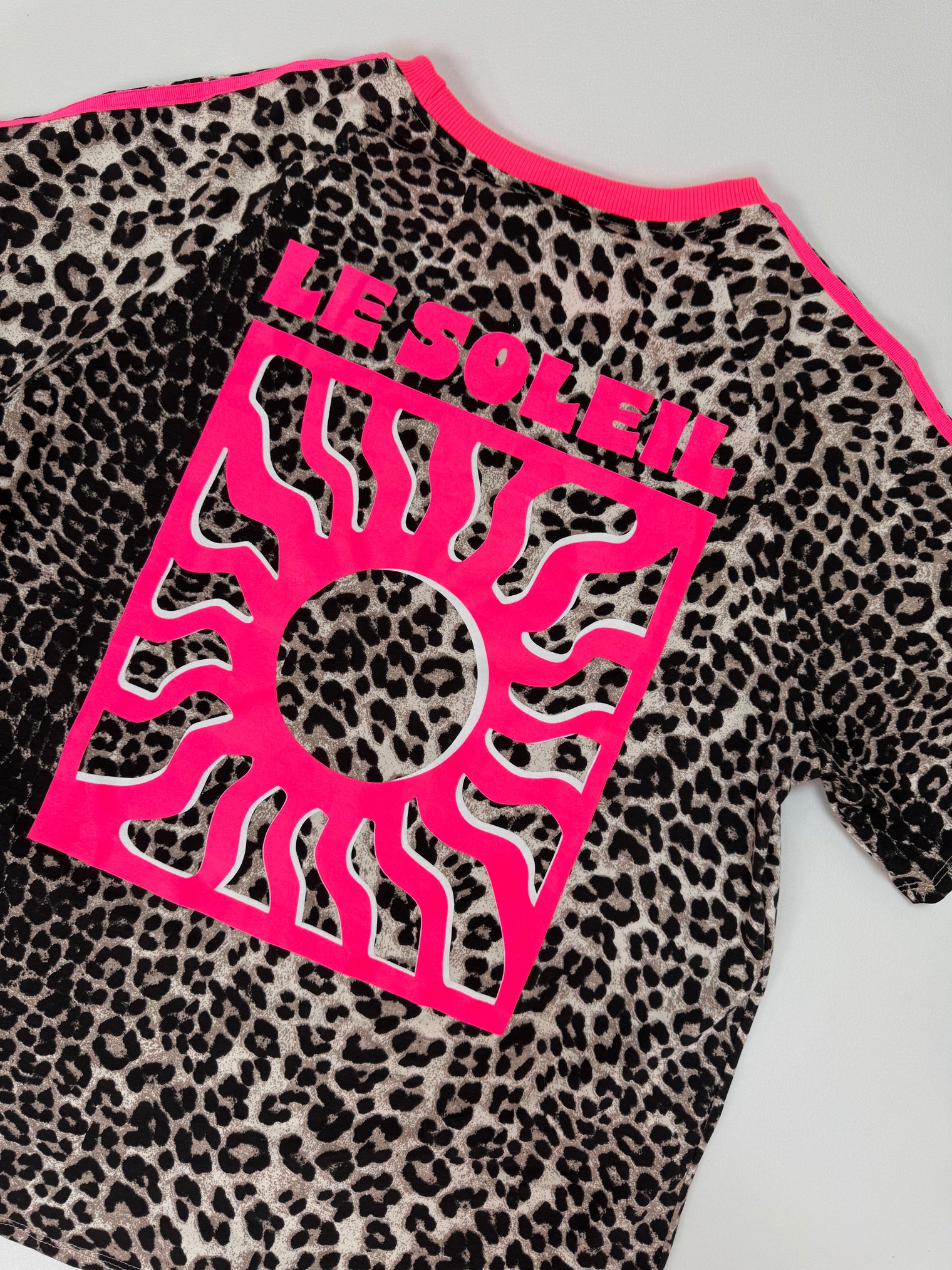 Statement Shirt leo LE SOLEIL mit seitlichen Streifen