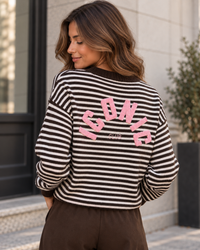 Kuscheliger Strickpullover ICONIC CLUB chocolate/rosa