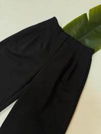Butterstoff Hose schwarz mit Bundfalten