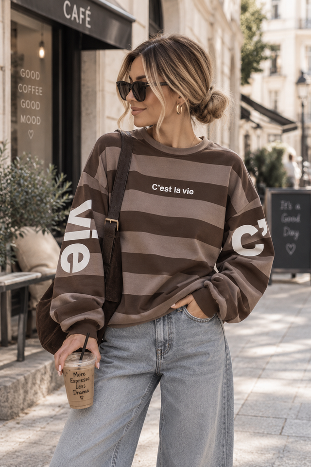Sweater mit Rückenprint C'EST LA VIE toffee/chocolate