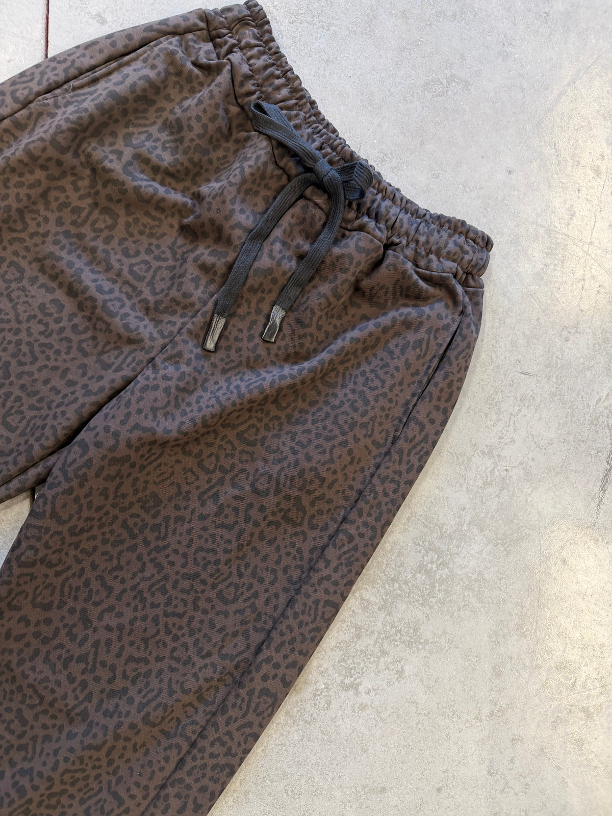Sweat Pants LEO CRUSH chocolate