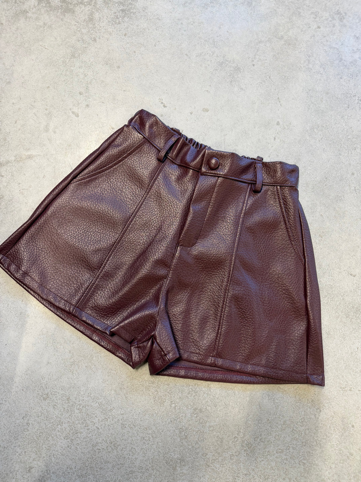 Shorts City Vibes burgundy