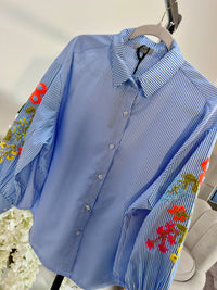 Bluse mit Stickereien LADY LIKE hellblau/weiß gestreift
