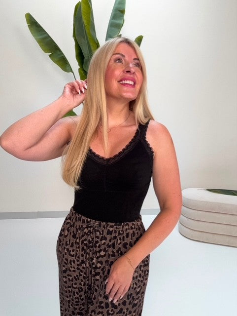 Basic Top mit Spitze EVERYDAY`S FAVORITE schwarz