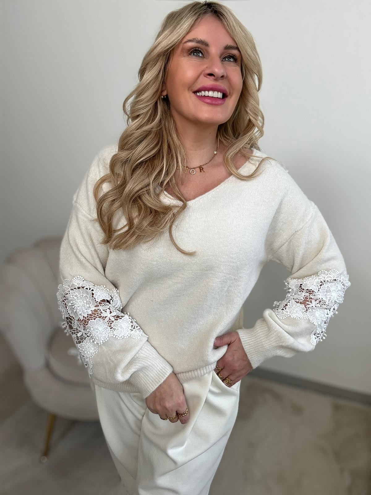 Pullover creme FLOWER LACE