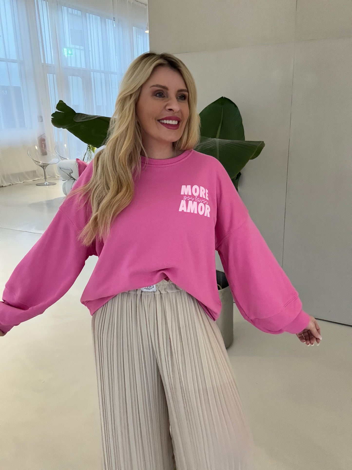 Sweater MORE AMOR pink