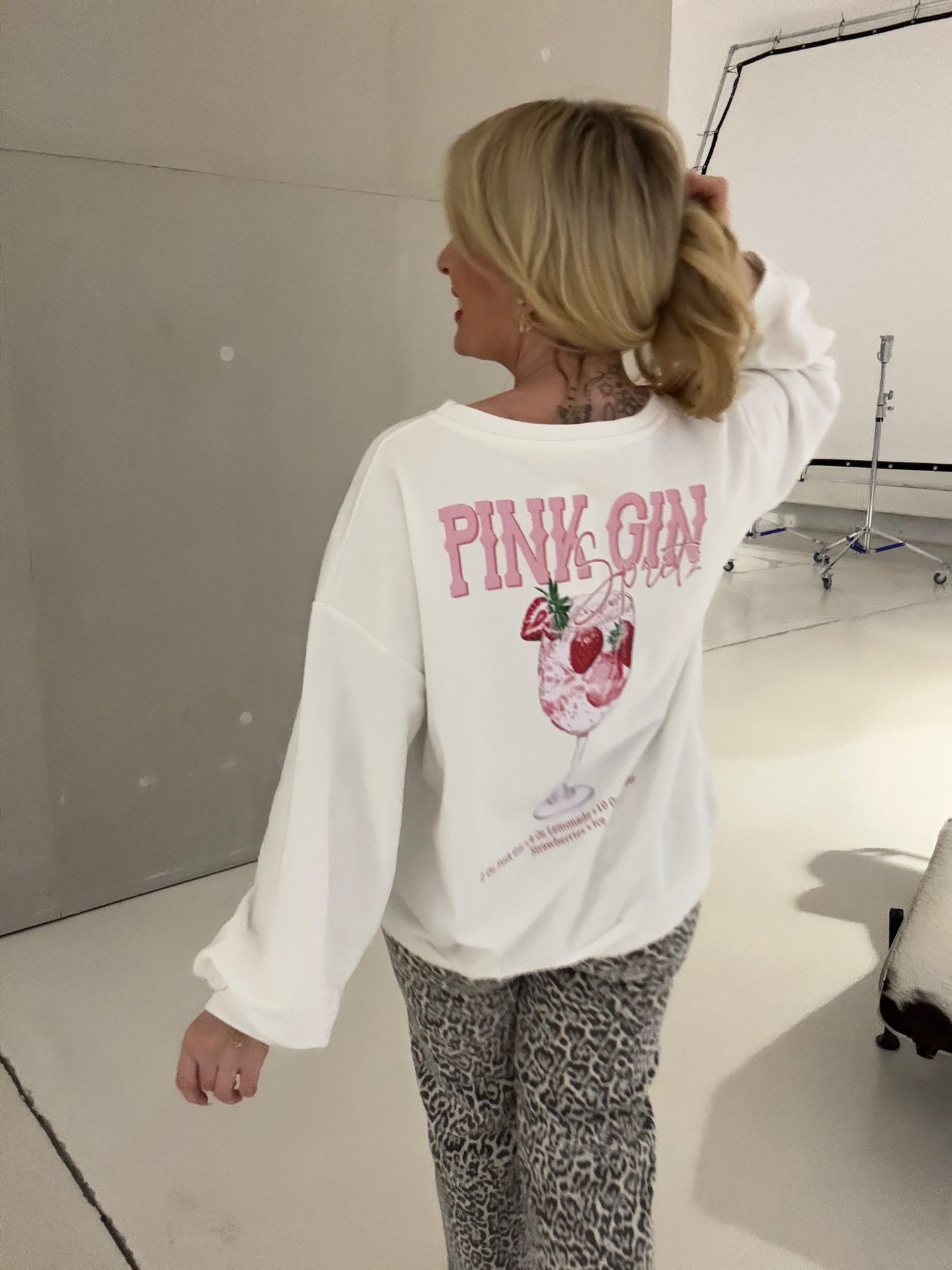 Sweater PINK GIN weiß