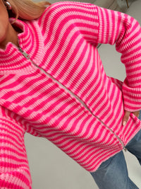 Zipper Strickjacke mit leicht ausgestelltem Ärmel rosa/pink