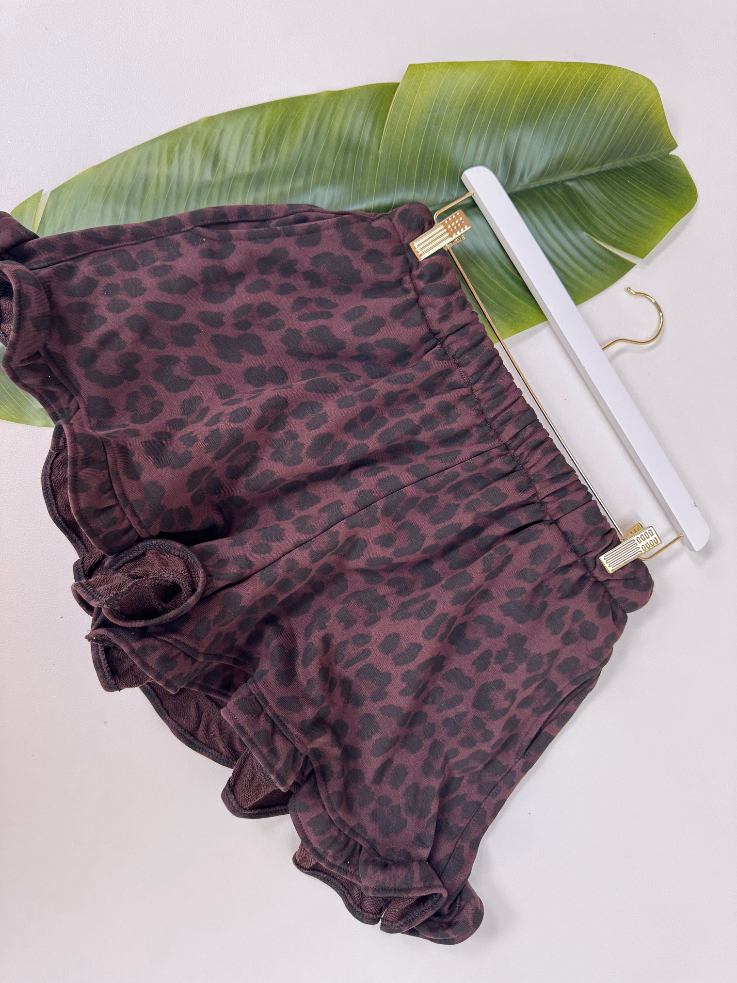 Sommer Shorts mit Volants KISS MY VOLANTS dark leo
