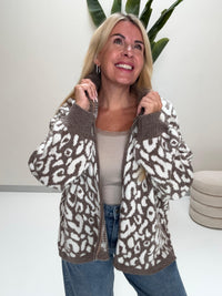 Zipper Strickjacke im angesagten Leo Muster taupe/creme