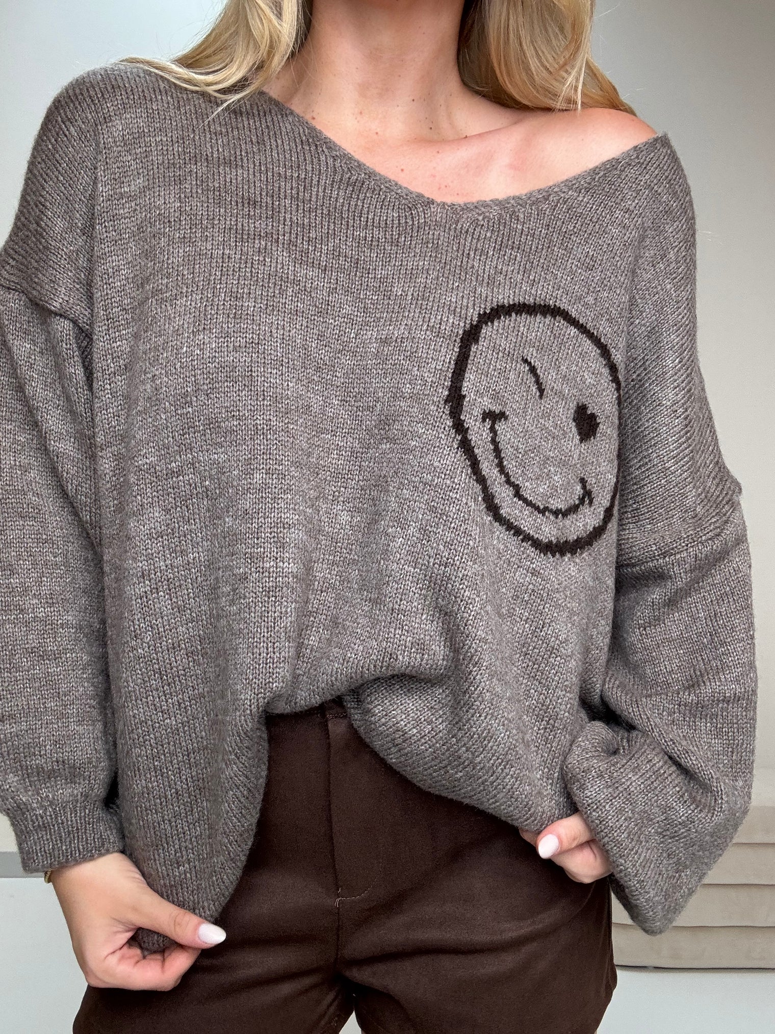 Oversize Strickpullover mit Smiley&Rückenprint taupe/dark chocolate