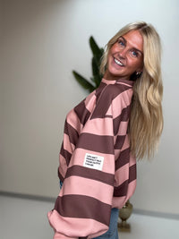Butterstoff Sweater mit Patch am Ärmel BIG STRIPES soft Peach/coffee