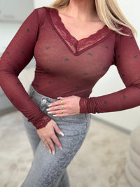 Stretchy Cashmere Langarmshirt black Hearts  Burgundy mit Spitze