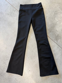Butterstoff Bootcut Leggings mit ausgestelltem Bein schwarz