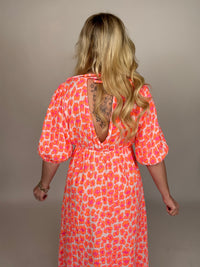 Musselin Kleid weiß LEO POWER hot orange/pink
