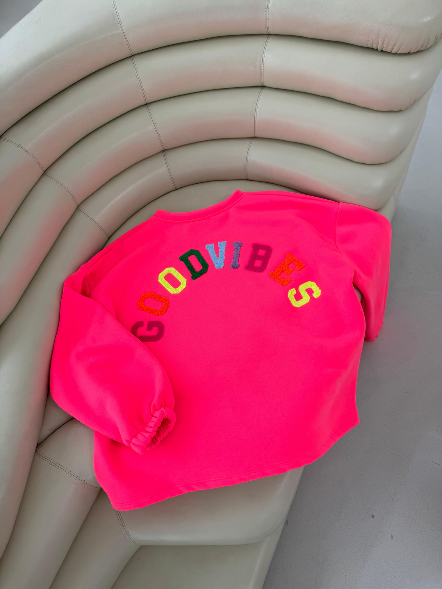 Sweater Hot pink GOODVIBES rainbow