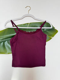 Ripp Spaghettiträger Top Cropped mit Spitze burgundy