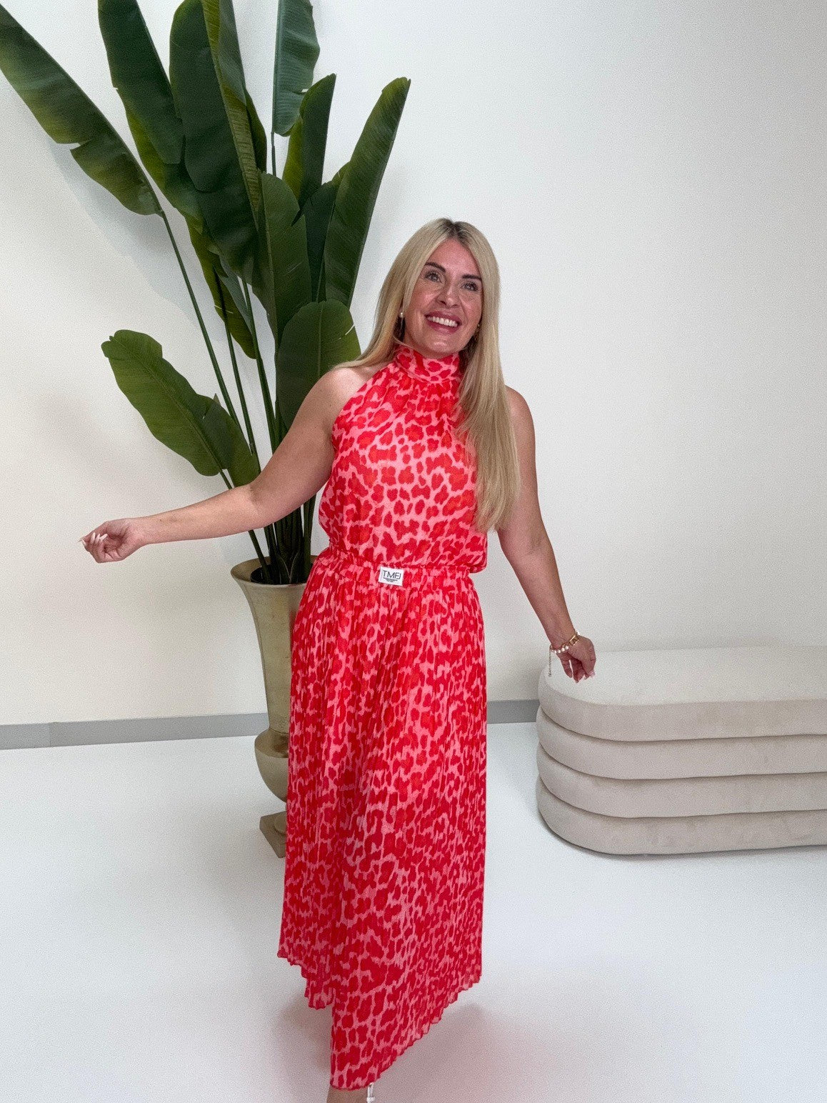 Neckholder Top mit Bindedetail rosa LEO POWER rot/orange