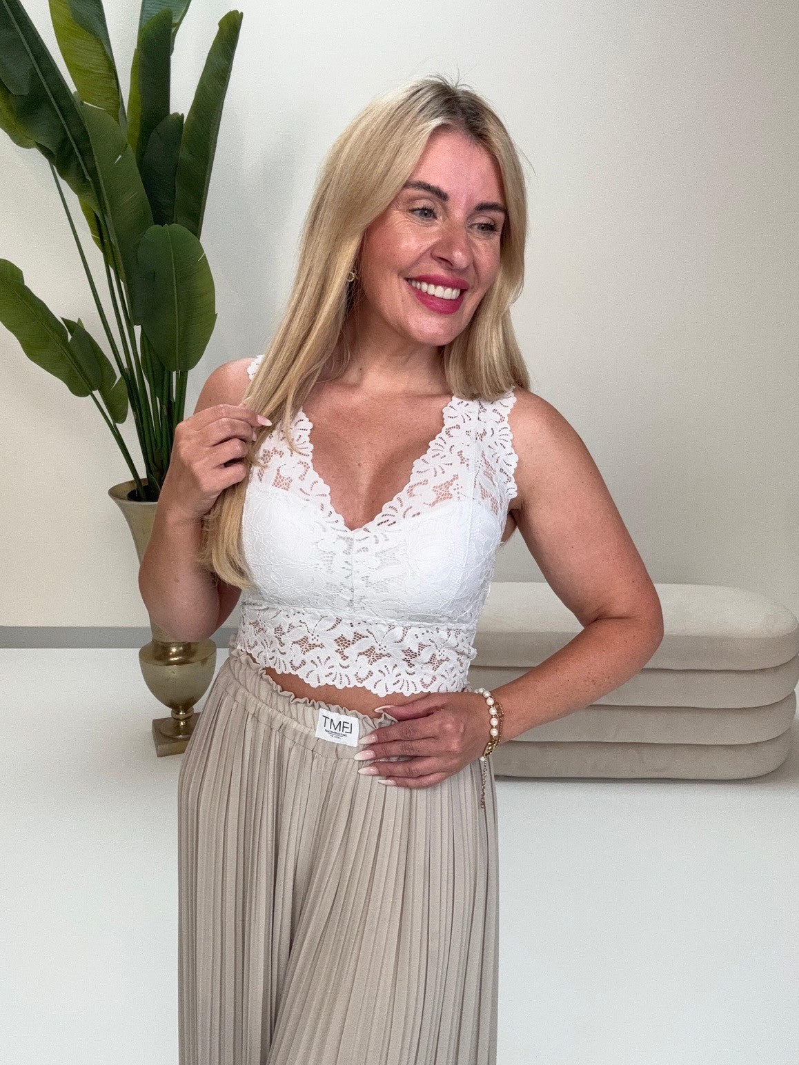 Top mit Spitze LACE LOVE weiß