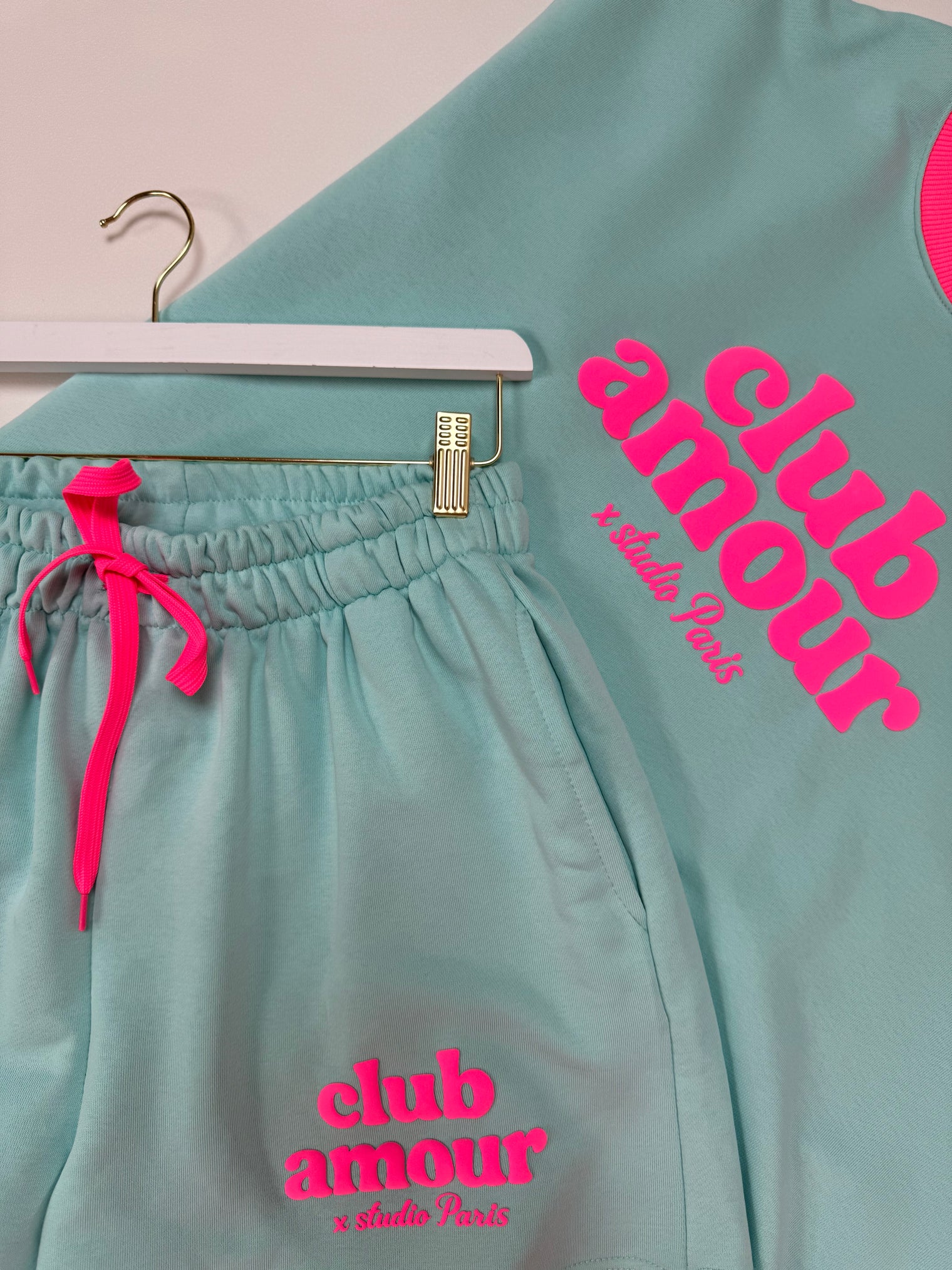 Shorts CLUB AMOUR türkis