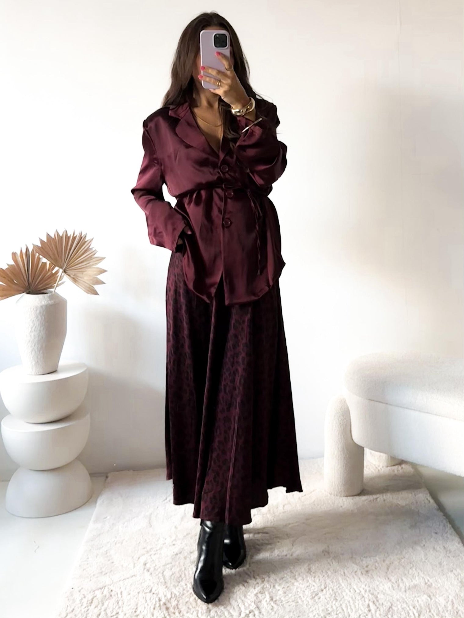 Silky Rock  Leo Glamour Burgundy