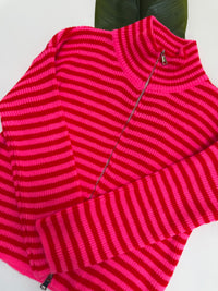 Zipper Strickjacke mit leicht ausgestelltem Ärmel pink/rot