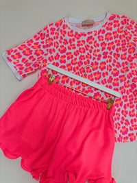 Sommer Shorts mit Volants KISS MY VOLANTS hot pink