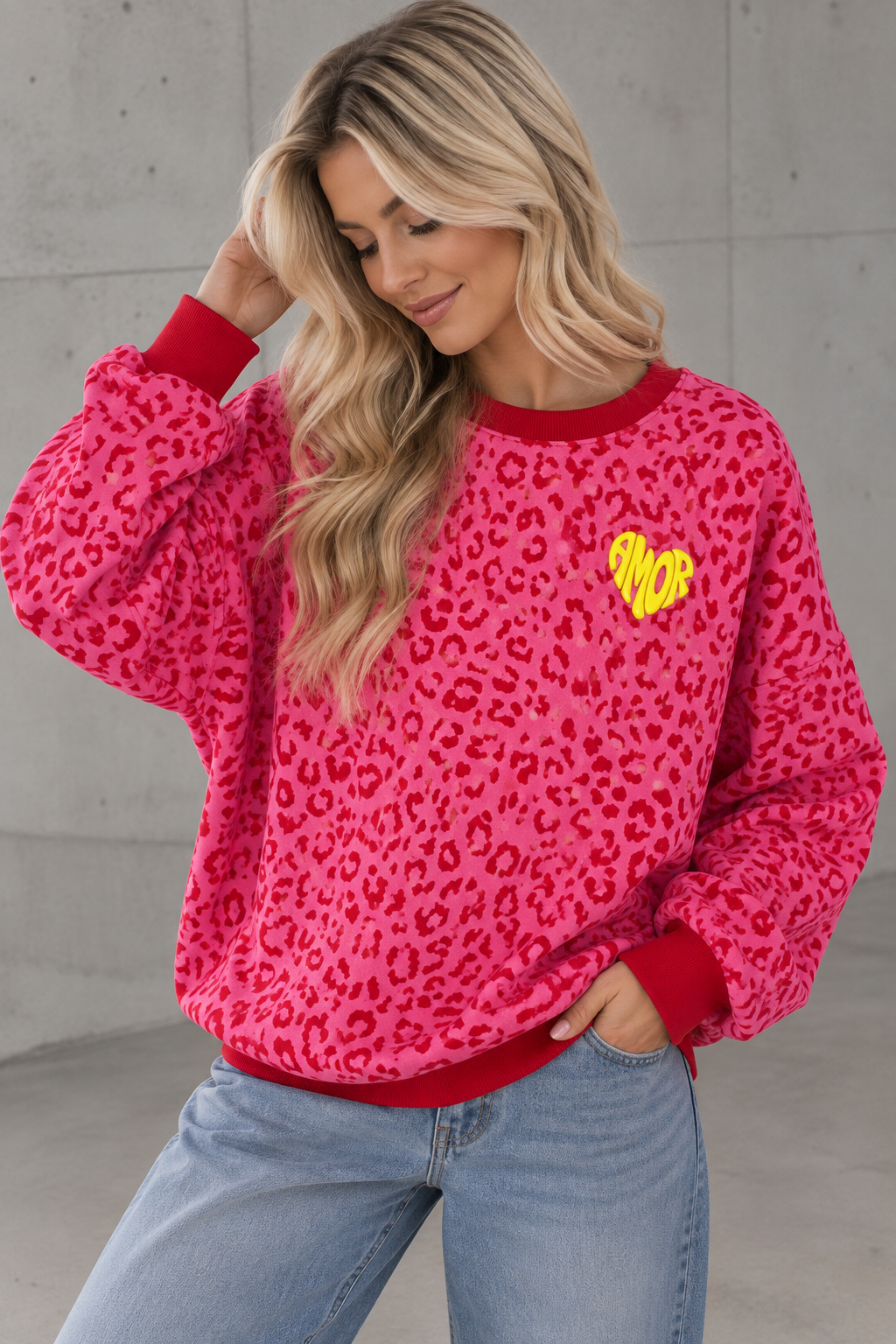 Sweater mit Rückenprint AMOR CLUB rot leo